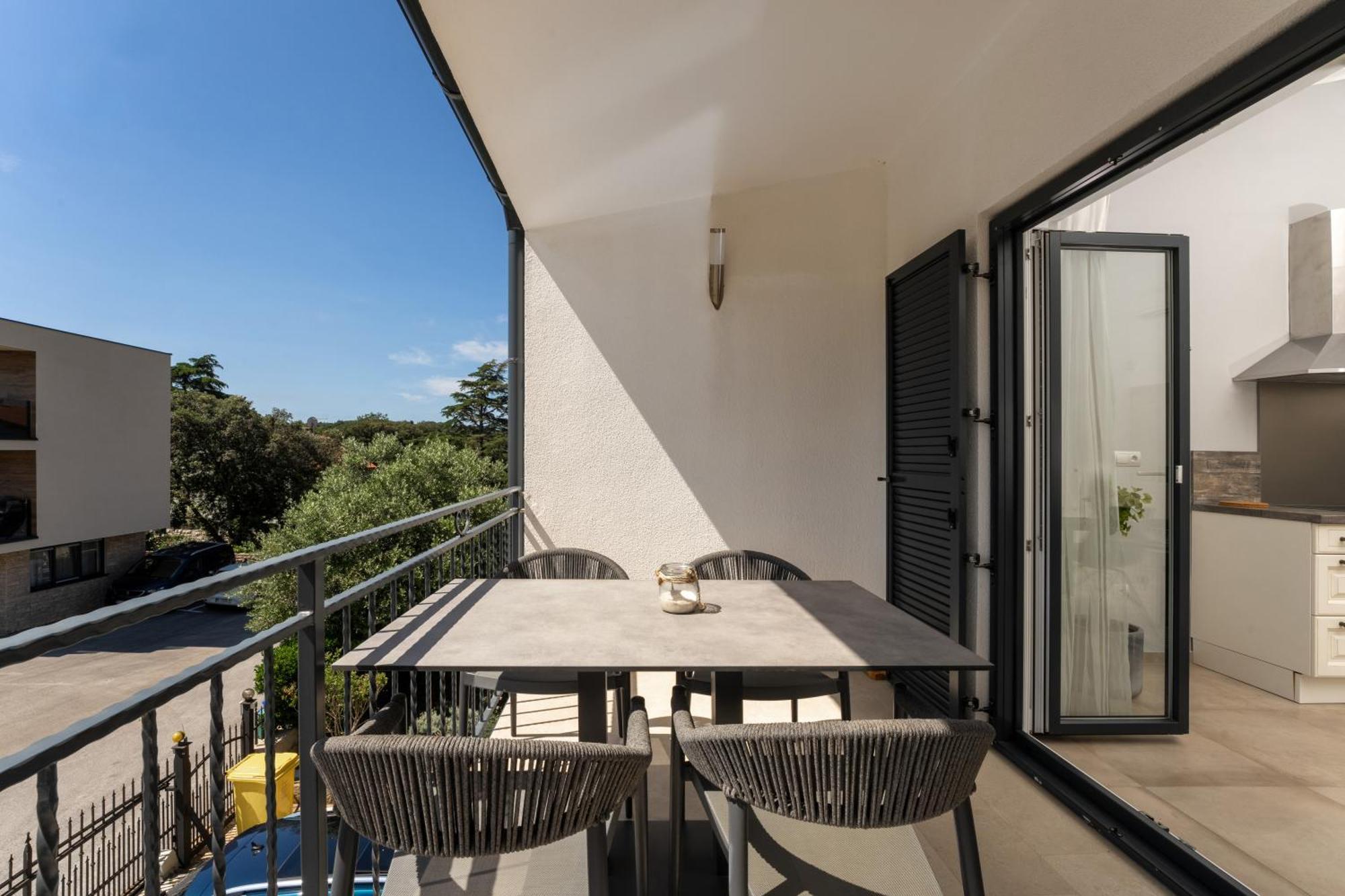 Luxury Apartments Villa San Avia バニョレ エクステリア 写真